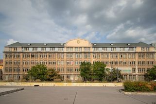 Králem obuvi byl Baťa, ale králem knoflíků byl Jindřich Waldes - Médium.cz